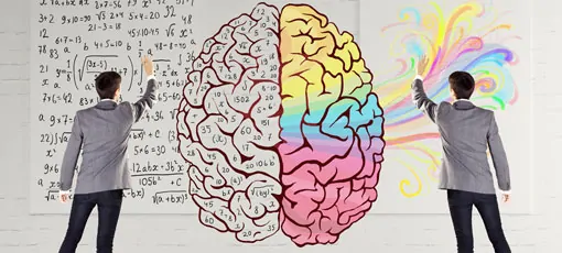 Werbepsychologe zeichnet Gedanken von einem Gehirn